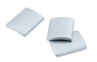 Nam châm Neodymium công nghiệp Lớp phủ Zn cong Nam châm hình dạng tùy chỉnh
