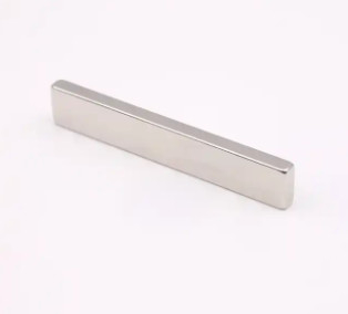 N45 Nam châm NdFeB thiêu kết Hình dạng tùy chỉnh Nam châm Neodymium vĩnh viễn