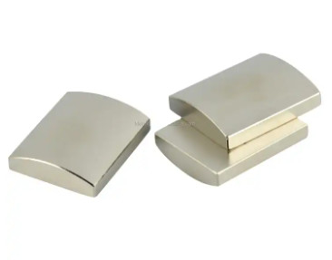 Nam châm Neodymium phân đoạn hồ quang vĩnh viễn Kích thước N35SH Tùy chỉnh