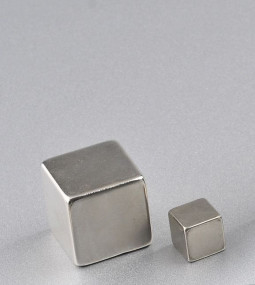 Nam châm NdFeb thiêu kết mạnh Nam châm đất hiếm Neodymium Iron Boron